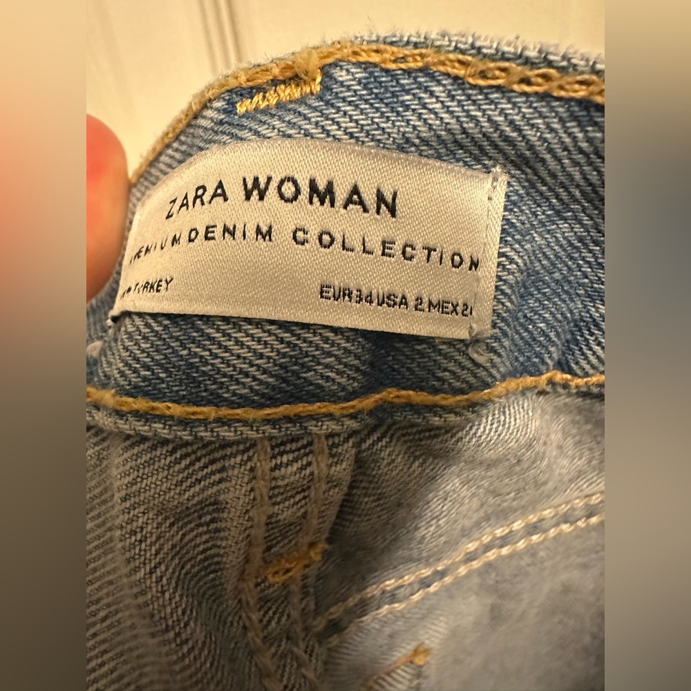 Zara Embroidered Jeans - Picture 10 of 10